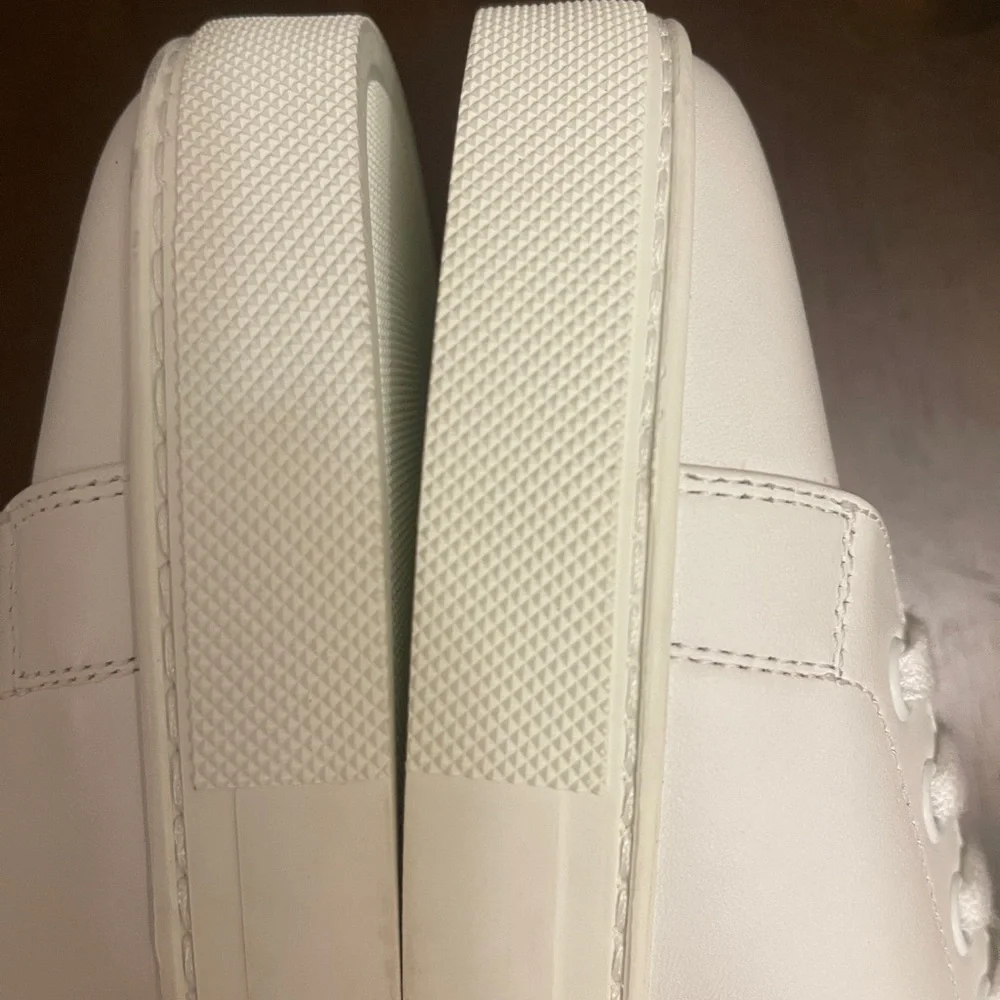 Burberry White Sneakers Minimalist Design - Picture 8 of 15